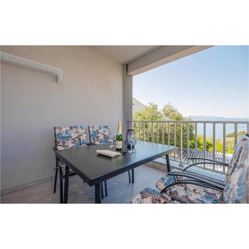Amazing Apartment In Podaca With Wifi