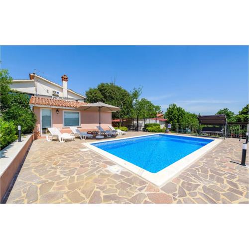 Amazing Apartment In Podpican With Wifi