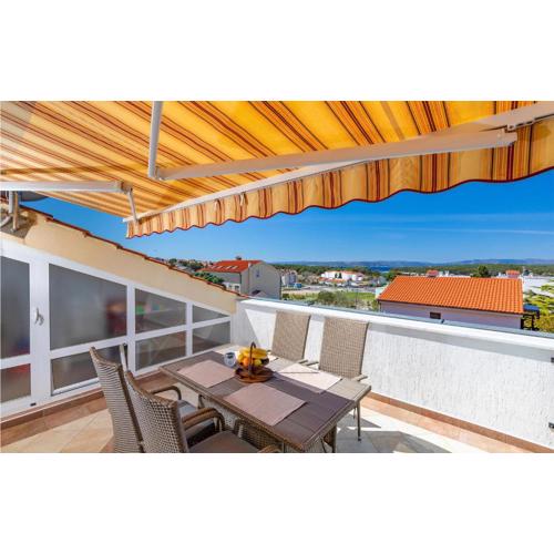 Amazing Apartment In Punat With Kitchen