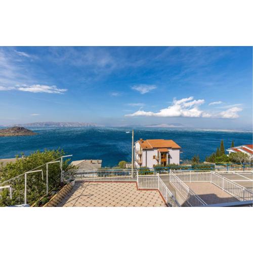 Amazing Apartment In Sveti Juraj