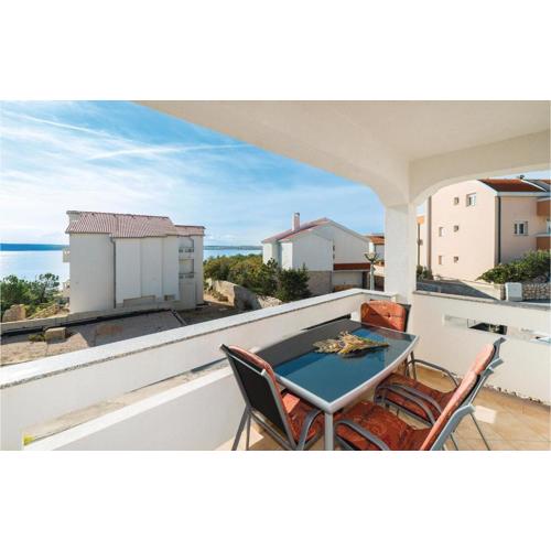 Amazing Apartment In Vidalici With Wifi