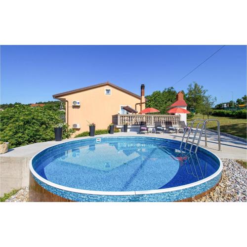 Amazing Apartment In Viskovo With Wifi