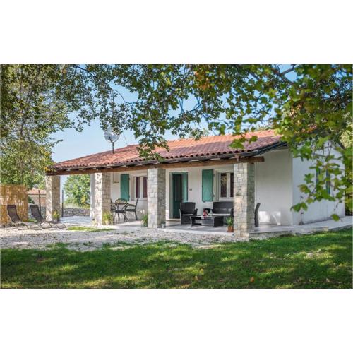 Amazing Home In Kanfanar With Kitchen