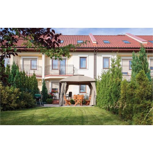 Amazing Home In Mielno With Wifi