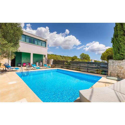 Amazing Home In Pula With Sauna