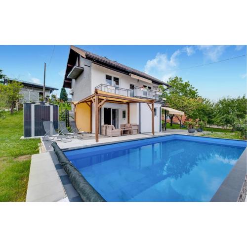 Amazing Home In Stubicke Toplice