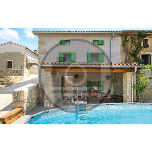 Amazing Home In Susnjevica With Wifi