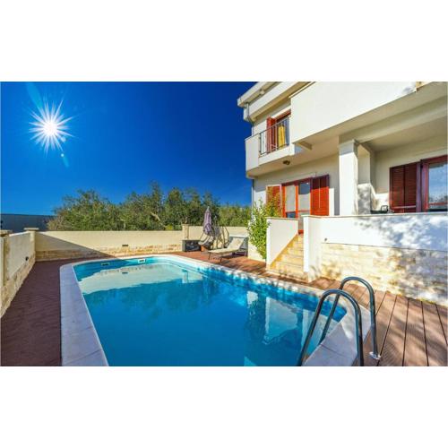 Amazing Home In Sv,filip I Jakov