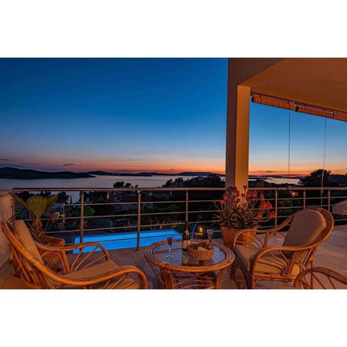 Amazing Mediterranean view Villa Oliva Zaboric