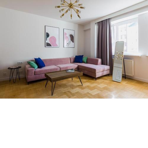 Amazing, spacious apartment in the city center!
