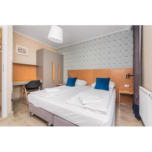 Amber Port 12A by Grand Apartments