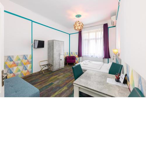 Amber Terrace Studios Downtown