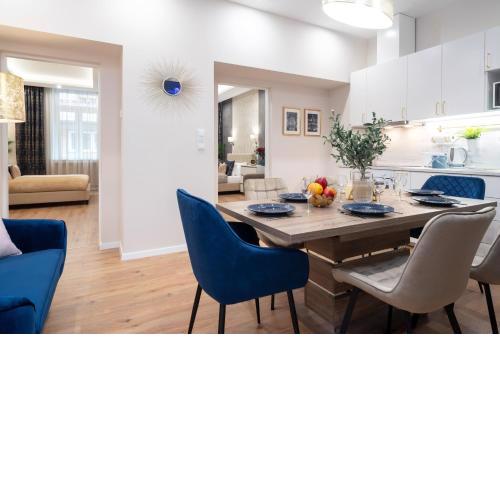 Amethyst Apartments - Acacia 2 Bedroom