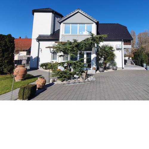 Ancsi Apartmanház
