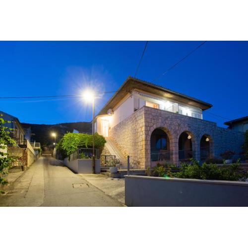 Anika Apartment Komiža