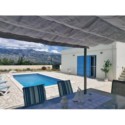 Anna Comfortable Holiday Residence