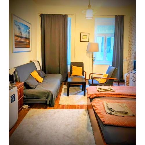 Anna's Place
