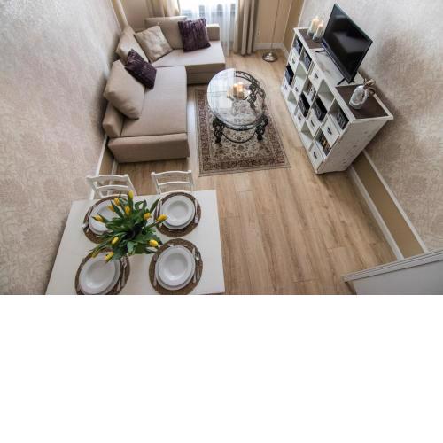 Anno Domini Apartment by Cozyplace