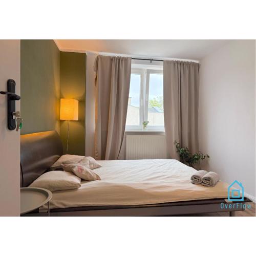 Antique Room - Charming Place, 15 Minutes to Gdańsk Old Town & Seaside