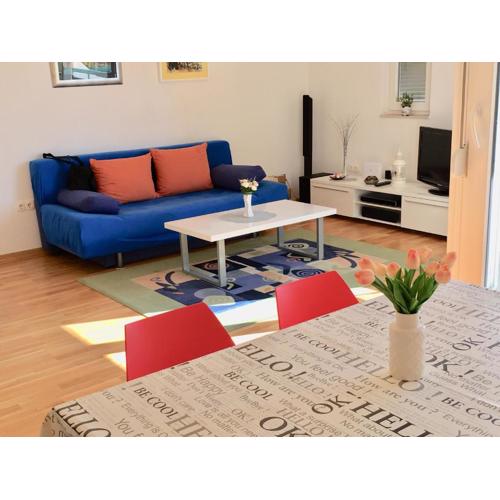 Antonijas sunny apartment