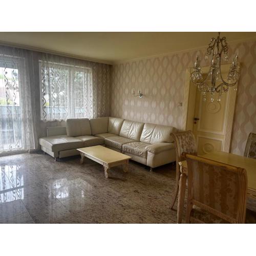 Apart Home
