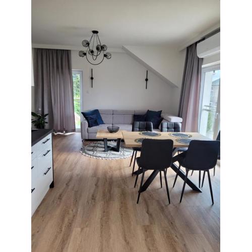 Apartament 12