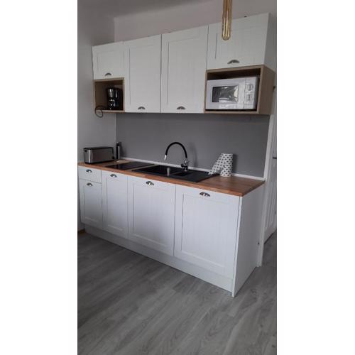 Apartament 3 pokoje z balkonem Asklepios