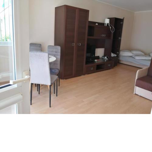 Apartament 300m od pięknej plaży Studio apartment 300m from a beautiful beach