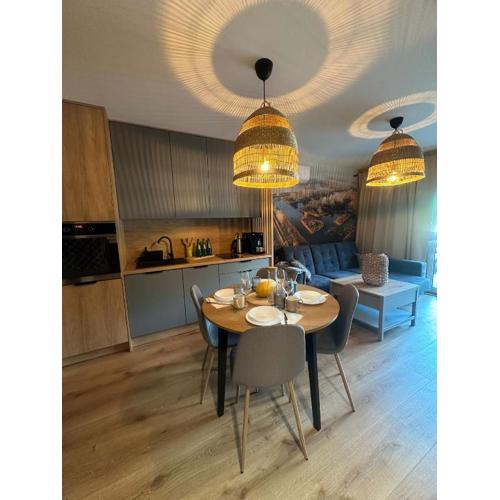 Apartament 8 z Ogródkiem i Prywatną Sauną, Rowery, Spacery w Dolinie Baryczy - 5D Apartamenty
