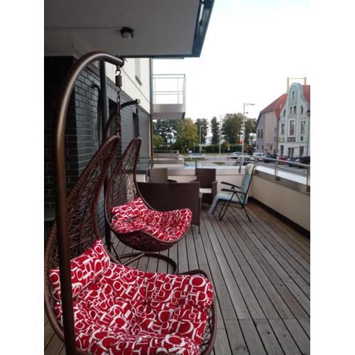 Apartament Angielski z klimatyzacja przy plaży i porcie
