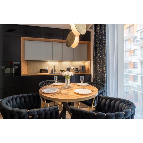 Apartament Black Pearl - klimatyzacja, widok na Śnieżkę, obok aquaparku, blisko do Wang by Apartamenty w Karkonoszach