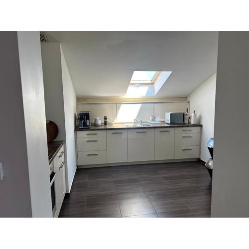 Apartament Bobrzańska - 4 bedrooms sypialnie