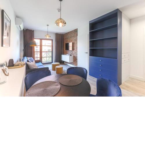 Apartament Centrum Gdańsk blisko Starego Miasta z widokiem na rzekę