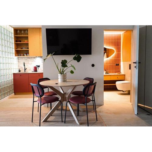 Apartament Cicha z dużym balkonem- miejsce parkingowe w garażu