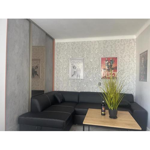 Apartament Cinema