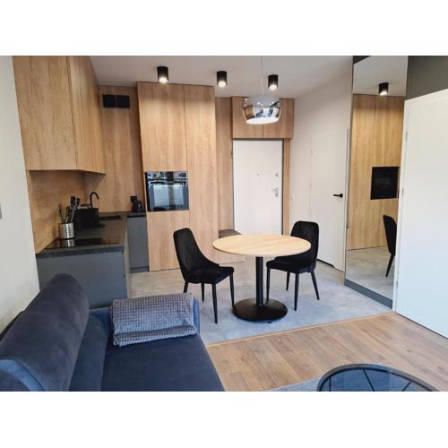 Apartament EXPO z Wanną, Hopa Lupa, Nowa Sukcesja, Bezpłatny Parking przy ulicy w nocy oraz weekend