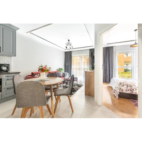 Apartament GB 4 z bezpłatnym parkingiem by Gingerbread Apartments
