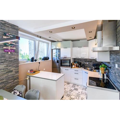 Apartament Górnik w Wałbrzychu 40m, kuchnia, klima, Wifi, parking