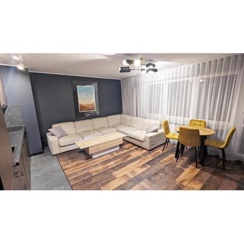 Apartament Górski z widokiem na góry w Bieszczadach - 3 sypialnie 80m2