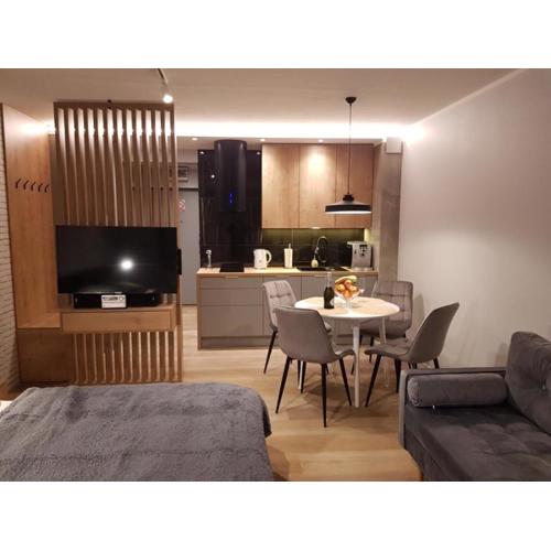 Apartament green-balcony z parkingiem i rowerami