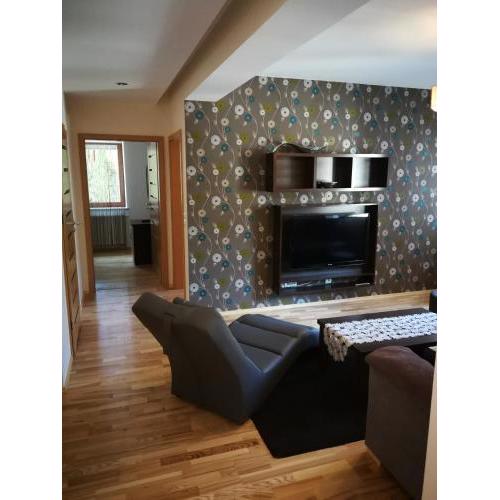 Apartament HANIA