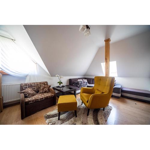 Apartament II-poziomowy POBIEROWO nam morzem