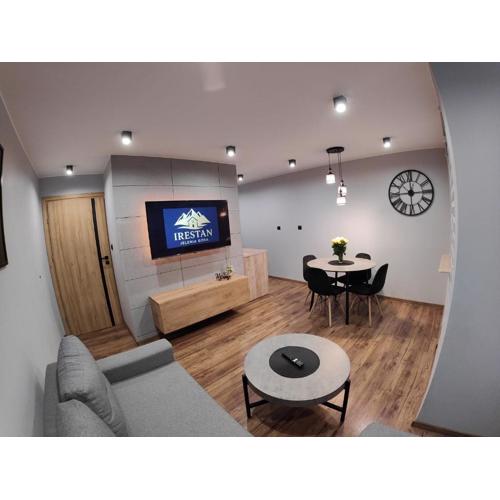 Apartament IRESTAN - Komfortowy wypoczynek w sercu Karkonoszy