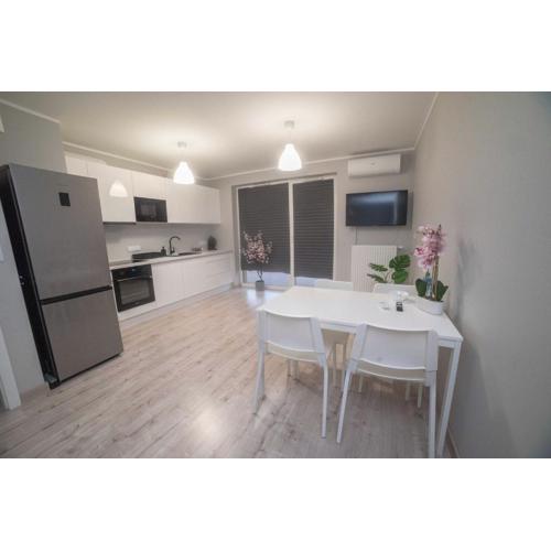 Apartament J3 z dużym balkonem