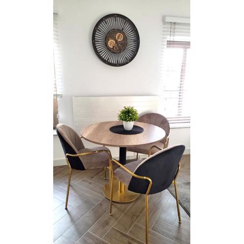APARTAMENT JARACZA 28/17
