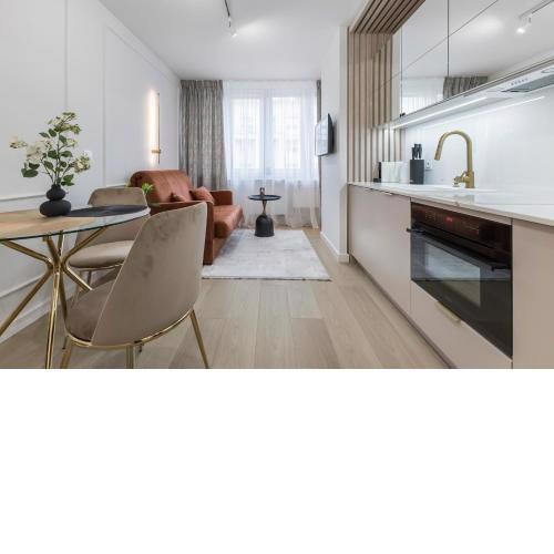 Apartament JEROZOLIMSKIE 89 Centrum Warszawy w pełni wyposażone