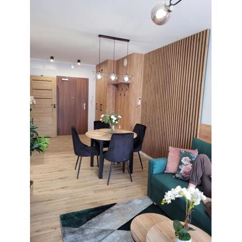 Apartament KARMELOWY NA DOLNEJ Green Park Resort A13 z basenem, sauną, jacuzzi i siłownią