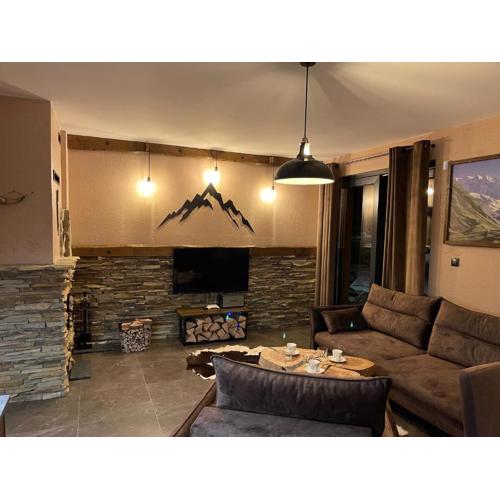 APARTAMENT KAUKAZ