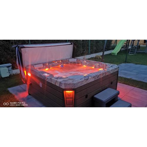 Apartament Komfort z jacuzzi przy Parku Zdrojowym