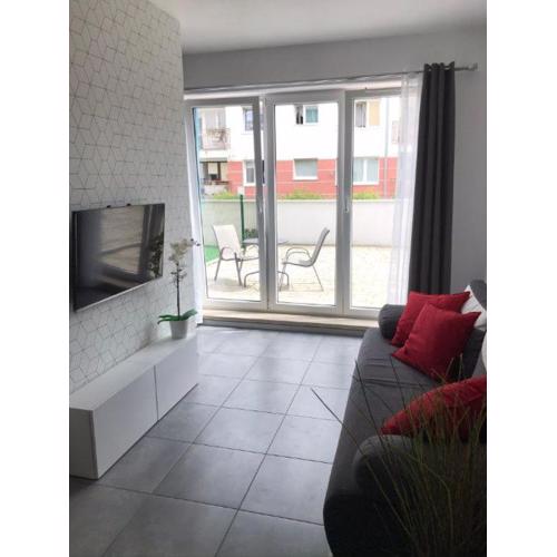 Apartament lawendowy - nad morzem z tarasem i garażem 5 min od plaży
